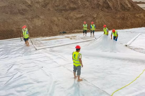 Revêtement de géomembrane HDPE 0,5 mm 0,75 mm 1,0 mm 1,5 mm 2,0 mm