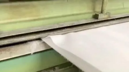 Polypropylène/Polyester PP Fibre PET Filament perforé à l'aiguille Prix du tissu géotextile Géotextile non tissé/tissé utilisé pour la construction de routes avec géogrille