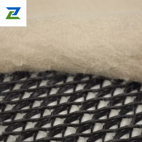 Décharge utilisant un matériau géocomposite trois